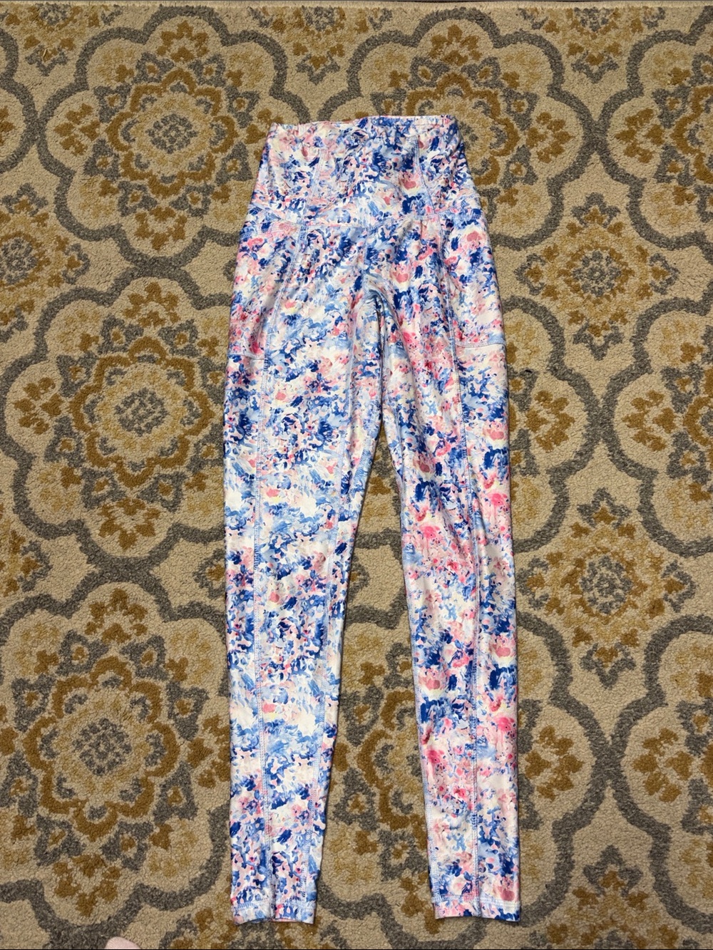 Blue and pink floral leggings with pockets